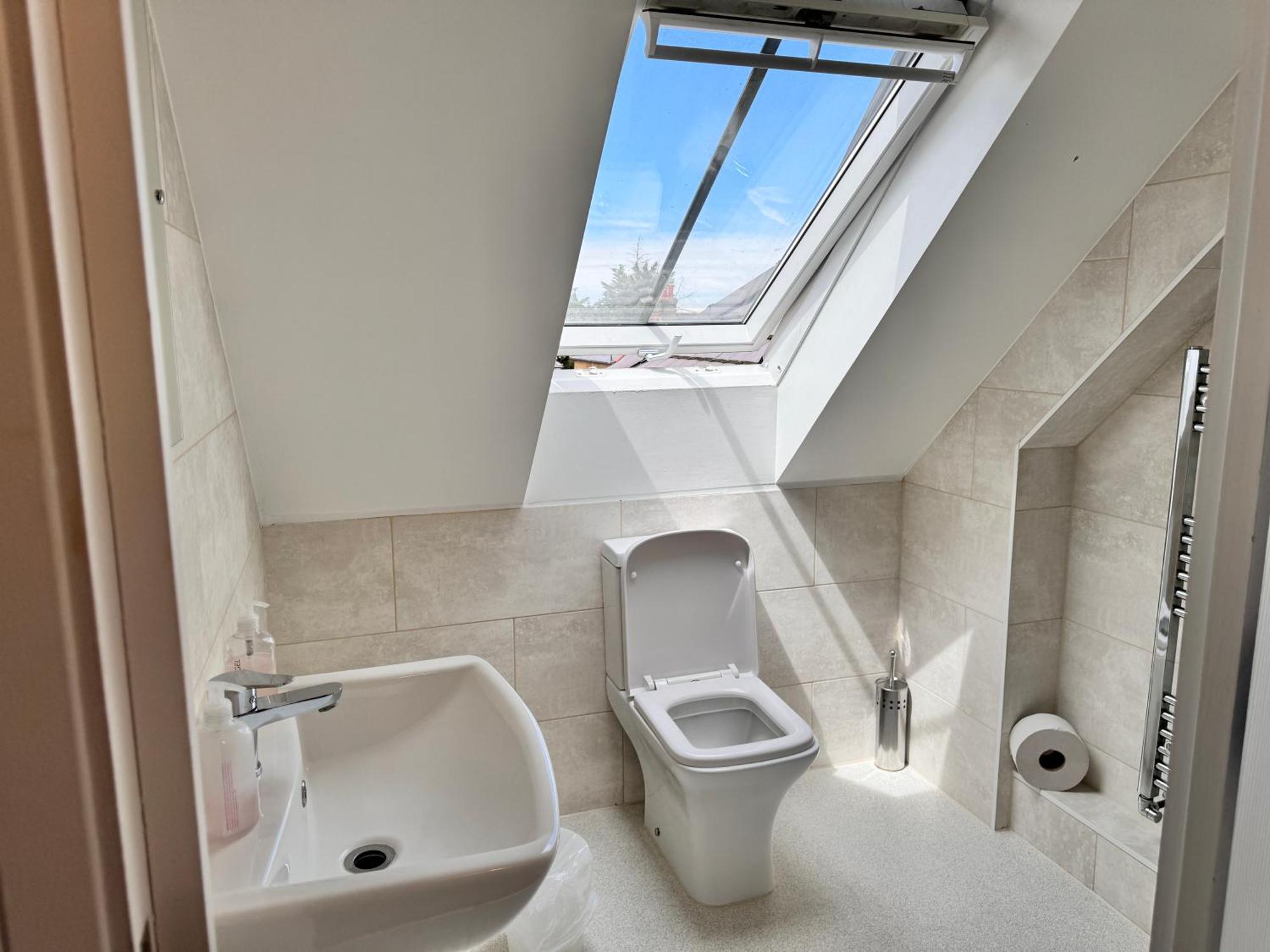 Relaxing Airport Rooms Stanwell Exterior foto